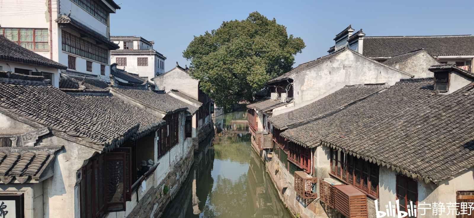 据说夯吾苗寨是宋祖英的家乡？游戏画面